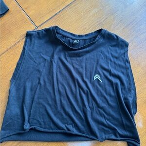 Oner Active cropped workout tank size M